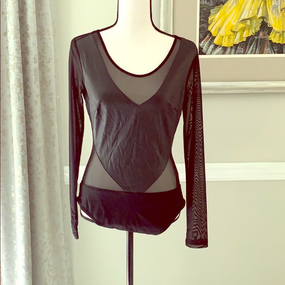 NWT silence + noise Bodysuit